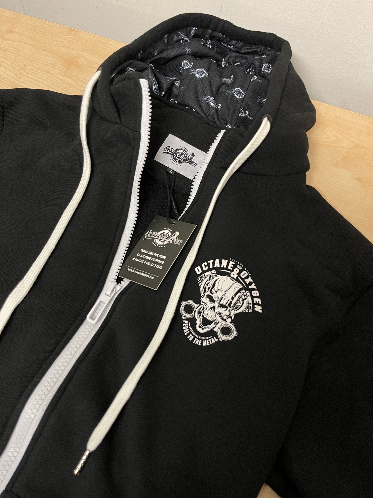 Octane & Oxygen Zip-Hoodie – Black Edition